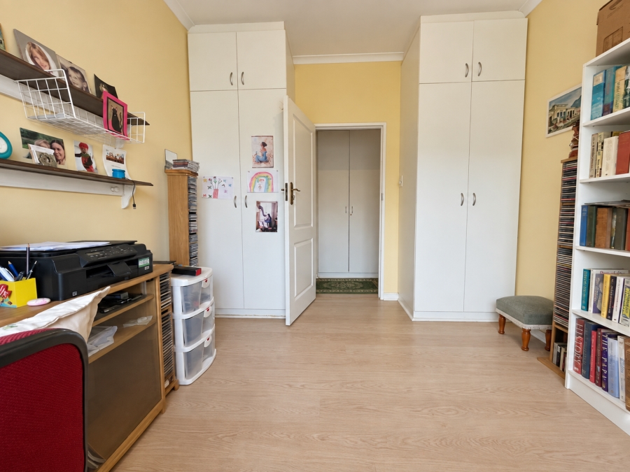 3 Bedroom Property for Sale in Heathfield Western Cape